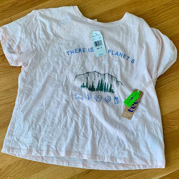 There Is No Planet B Pink Tshirt Women’s Size M‎ - Picture 3 of 7